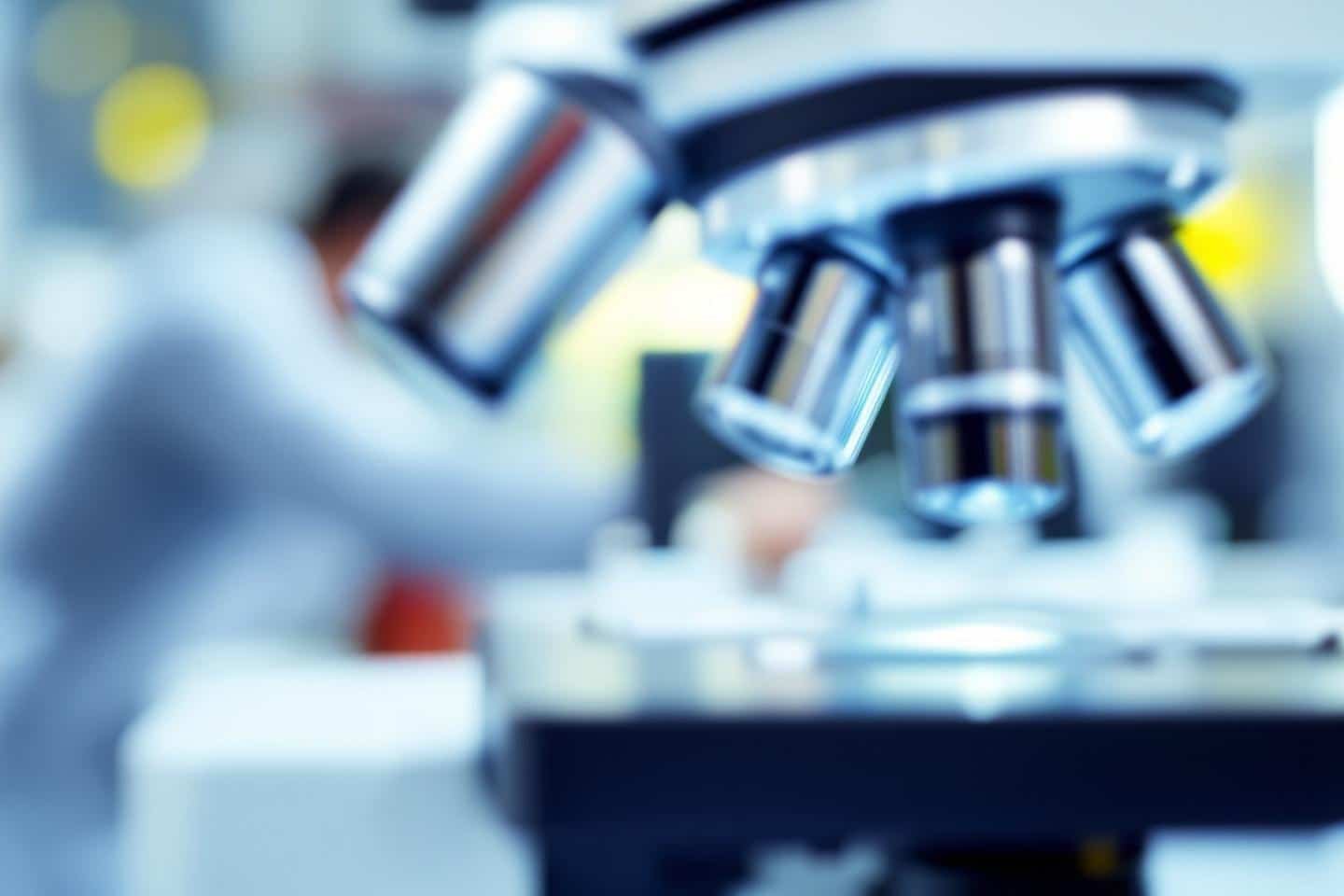 Oculaire microscope champ visuel : guide et caractéristiques